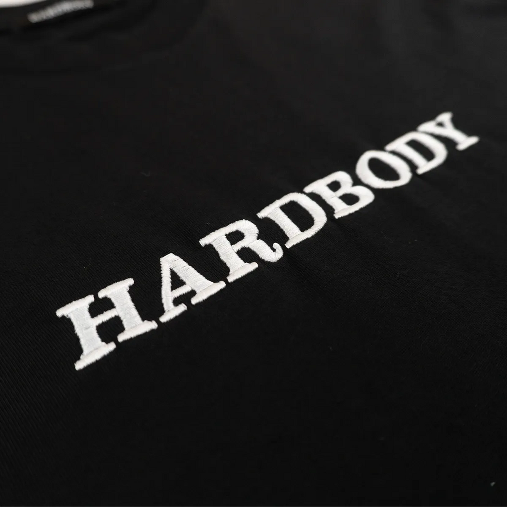 HARDBODY EMBROIDERED LOGO T (WIDE FIT)